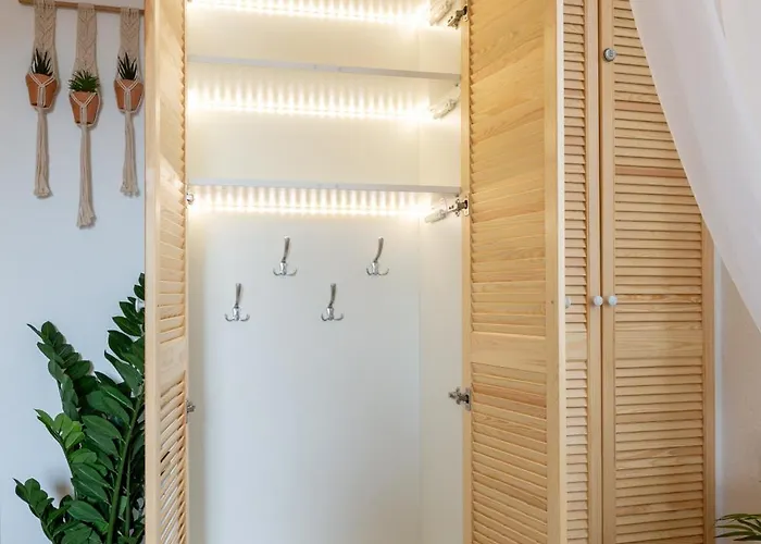 Cathyvoyages - Ciel Etoile - Bord De - Parking Gratuit - Videoprojecteur - Lit Rond - La Paillote Strasbourgeoise Apartment Straßburg