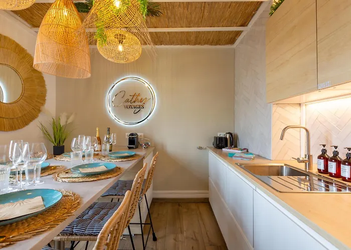 Cathyvoyages - Ciel Etoile - Bord De - Parking Gratuit - Videoprojecteur - Lit Rond - La Paillote Strasbourgeoise Apartment Straßburg