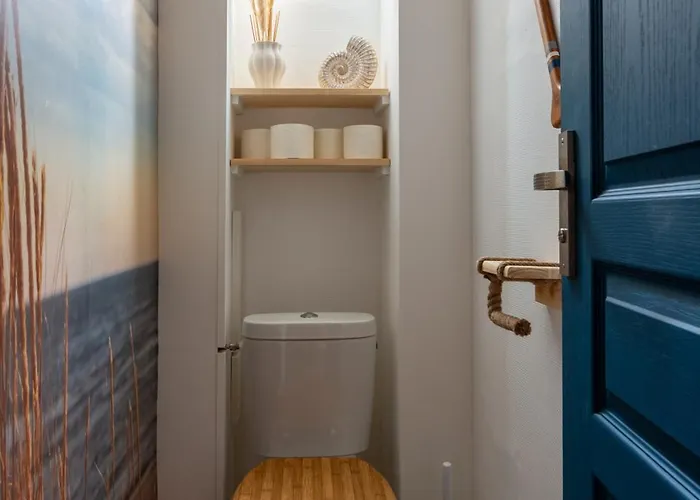 Cathyvoyages - Ciel Etoile - Bord De - Parking Gratuit - Videoprojecteur - Lit Rond - La Paillote Strasbourgeoise *