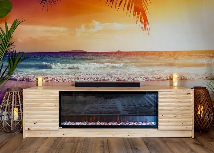 Cathyvoyages - Ciel Etoile - Bord De - Parking Gratuit - Videoprojecteur - Lit Rond - La Paillote Strasbourgeoise * Straßburg