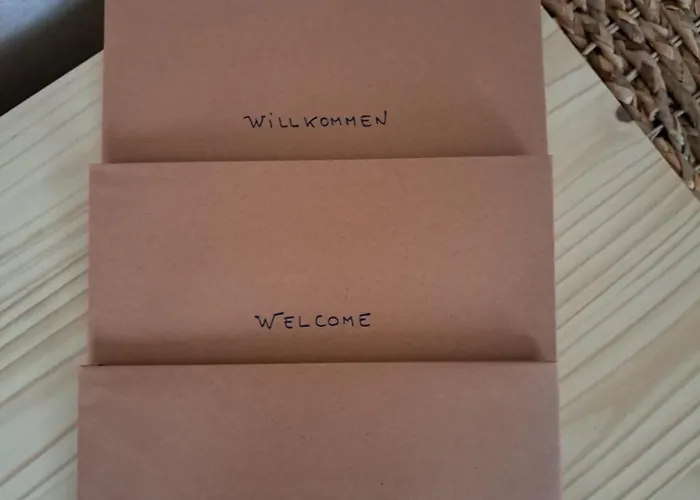 Cathyvoyages - Ciel Etoile - Bord De - Parking Gratuit - Videoprojecteur - Lit Rond - La Paillote Strasbourgeoise *