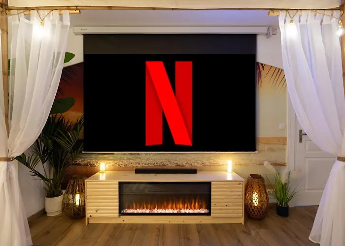 Apartment Cathyvoyages - Ciel Etoile - Bord De - Parking Gratuit - Videoprojecteur - Lit Rond - La Paillote Strasbourgeoise Straßburg