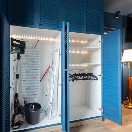 Cathyvoyages - Ciel Etoile - Bord De - Parking Gratuit - Videoprojecteur - Lit Rond - La Paillote Strasbourgeoise דירה