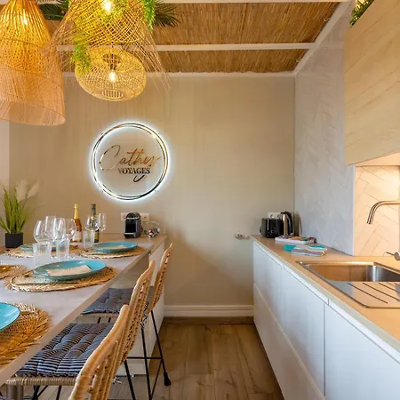 Cathyvoyages - Ciel Etoile - Bord De - Parking Gratuit - Videoprojecteur - Lit Rond - La Paillote Strasbourgeoise דירה שטרסבורג