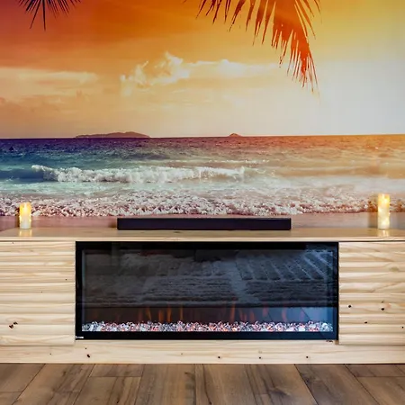 Cathyvoyages - Ciel Etoile - Bord De - Parking Gratuit - Videoprojecteur - Lit Rond - La Paillote Strasbourgeoise * שטרסבורג